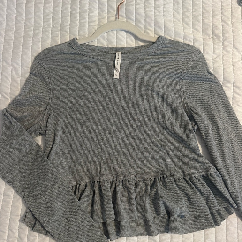 Gray Long Sleeve Ruffle Hem Top